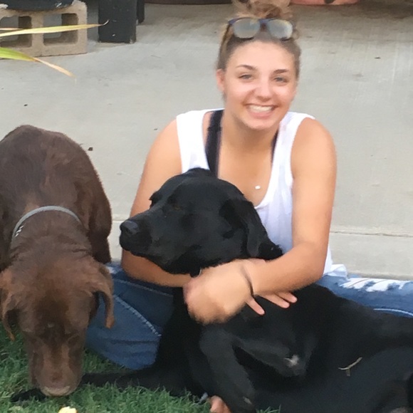 Meet your Posher, Madelynn - Picture 1 of 1